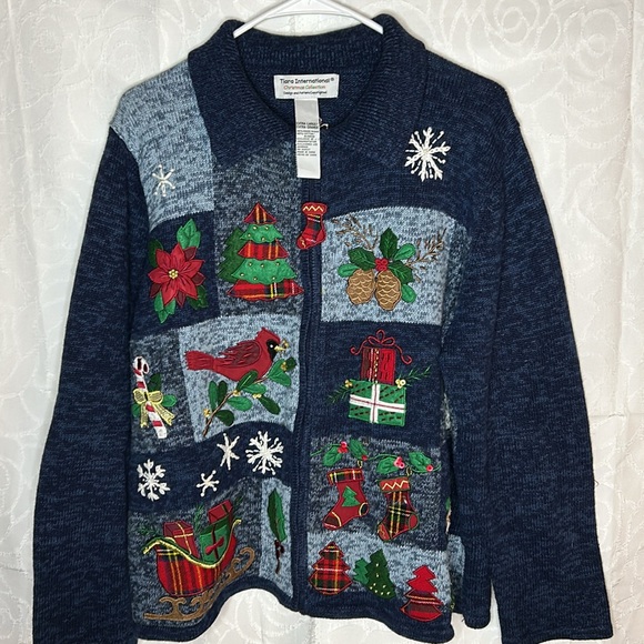 TIARA INTERNATIONAL Vintage Christmas Collection Blue full zip sweater. Size XL. - Picture 4 of 8